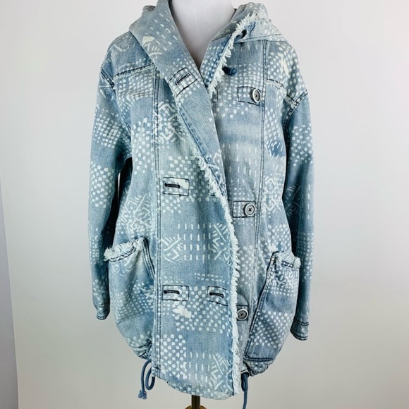 Free People Light Blue Hooded Jean Jacket with White Accents - Picture 6 of 16
